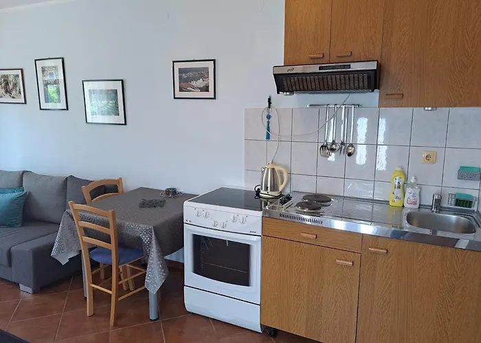 Apartment Leo